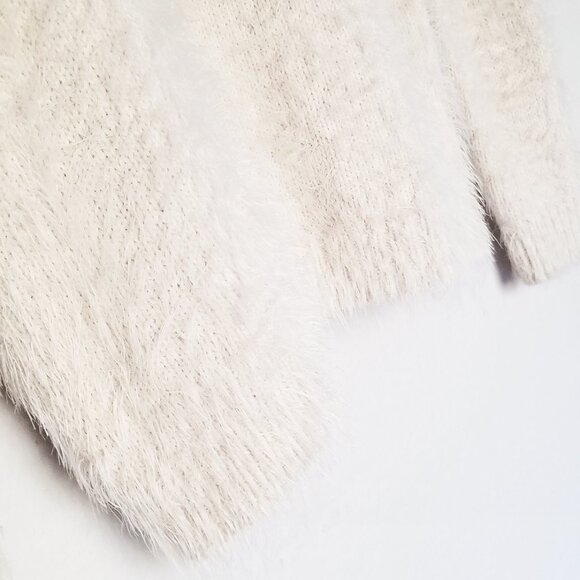 Anthropologie Moth Audrette Eyelash Sweater Pullover 3D Floral Applique Cream L - Picture 13 of 16